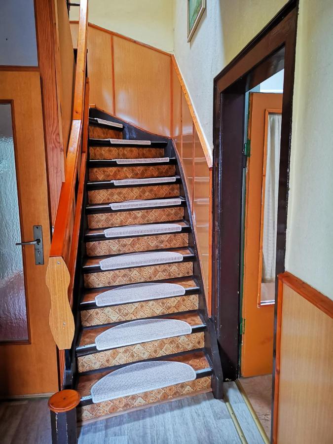 Gehlberger Landhaus Am Schneekopf / Ferienwohnung Suhl Esterno foto